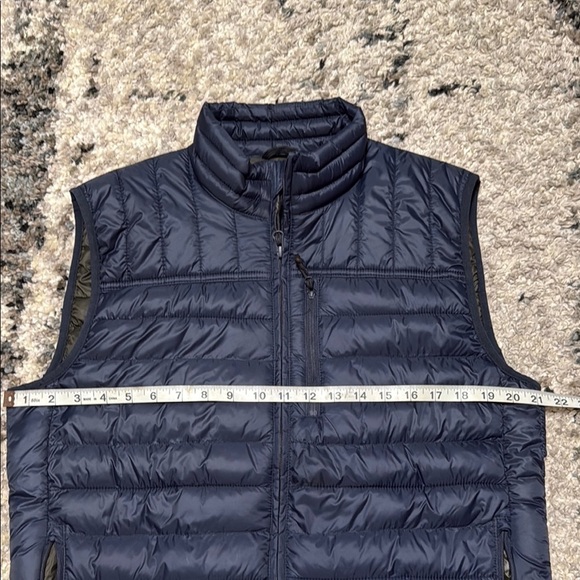GAP Blue Quilted Puffer Vest Lightweight Insulated - Picture 7 of 8